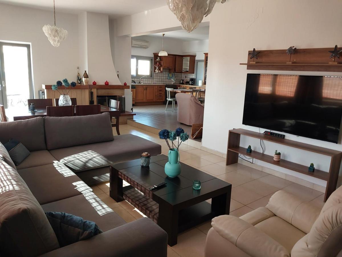 Passatempo Casa - 3 Bedroom Apartment Close To The Swimming Pool Gerani  Exterior foto